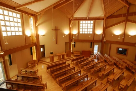 木造建築の施工事例：日本基督教団遠州栄光教会三方原会堂 2枚目