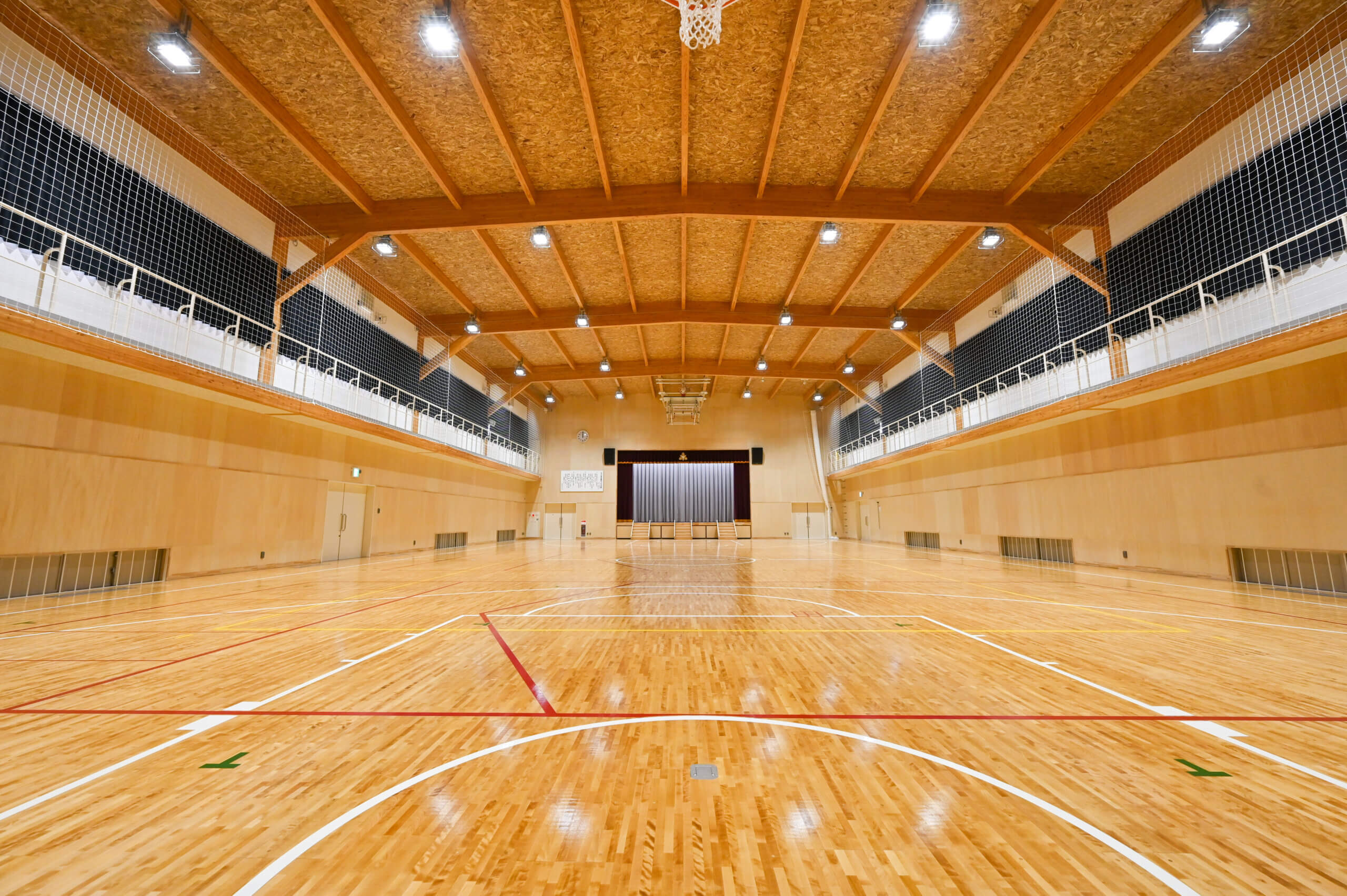 木造建築の施工事例：福島市立ふくしま支援学校　屋内運動場 2枚目