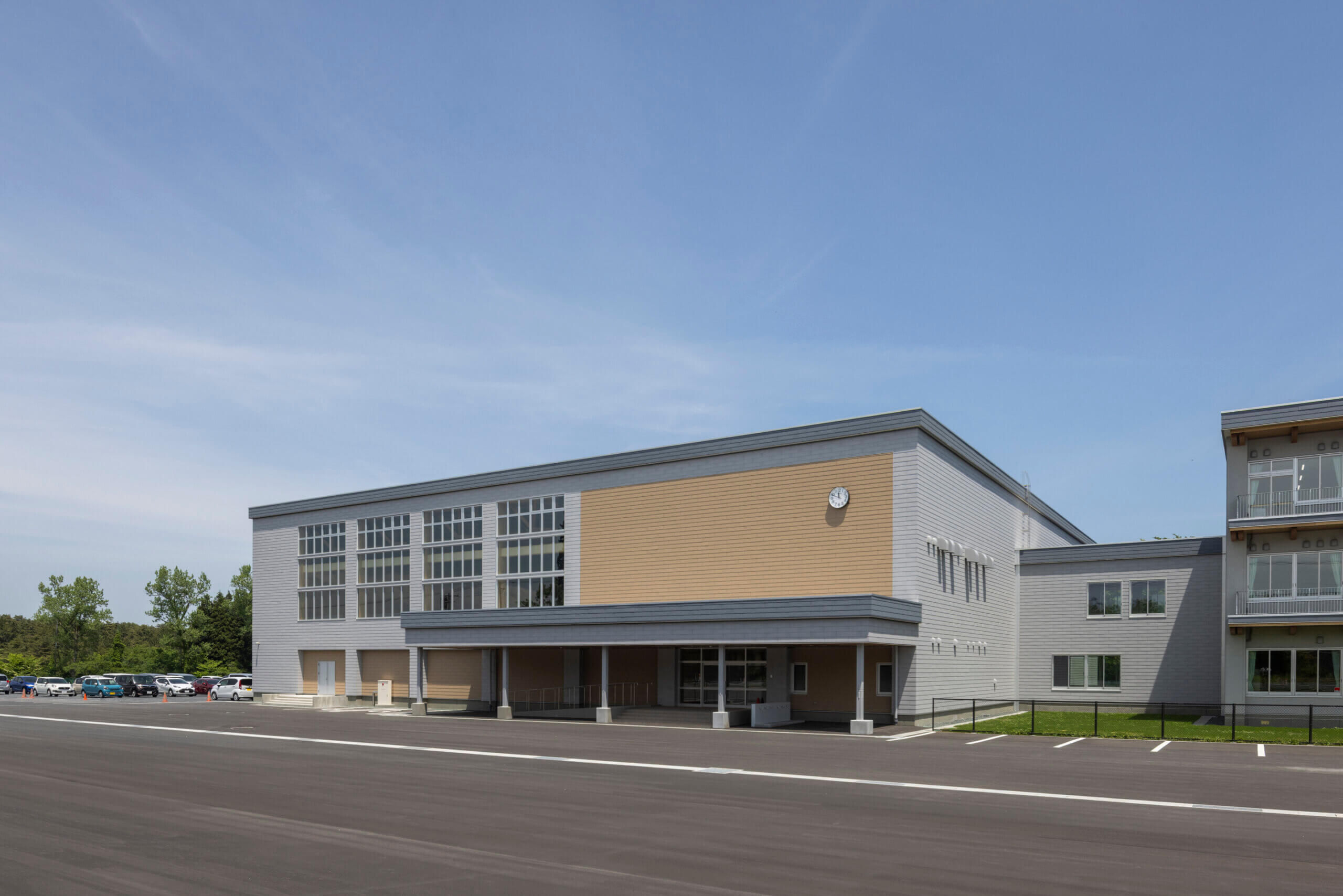 木造建築の施工事例：六戸町立義務教育学校　六戸学園 5枚目
